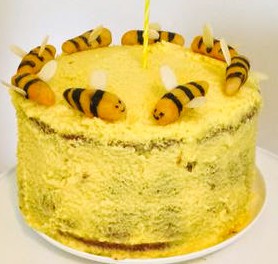 My honey walnut bee cake